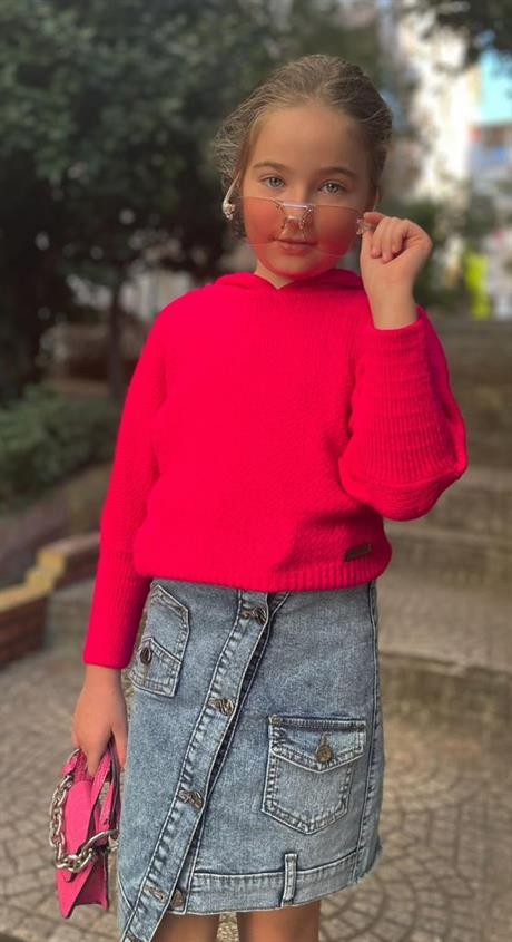 Kız Çocuk Kapüşonlu Triko Sweatshirt Asimetrik Kesim Kot Etek 2'li Takım Fuşya 4 Yaş