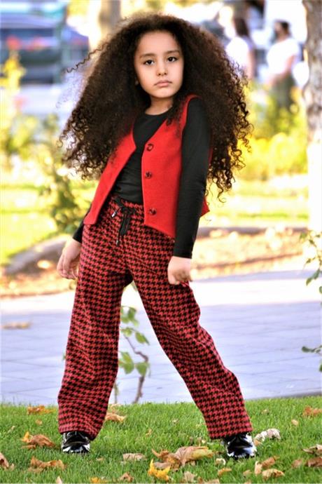 Kız Çocuk Kaşe Yelek Siyah Badi Kazayağı Model Pantolon Üçlü Takım KIRMIZI 6 Yaş