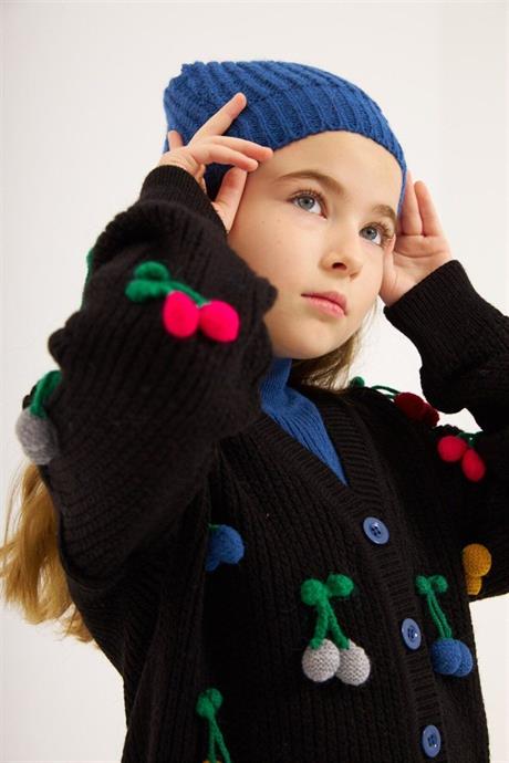 Kız Çocuk Kiraz İşlemeli Siyah Triko Hırka Kısa Kollu Triko Badi Pantolon Bere 4'lü Takım Saks 10 Yaş