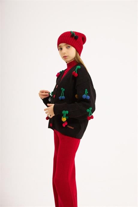 Kız Çocuk Kiraz Nakışlı Beyaz Hırka Saks Triko Badi Pantolon Bere 4'lü Takım KIRMIZI 4 Yaş