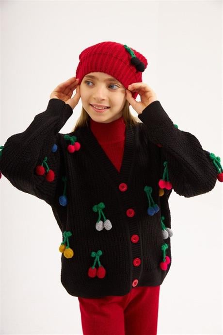 Kız Çocuk Kiraz Nakışlı Beyaz Hırka Saks Triko Badi Pantolon Bere 4'lü Takım KIRMIZI 8 Yaş