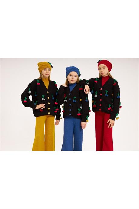 Kız Çocuk Kiraz Nakışlı Beyaz Hırka Saks Triko Badi Pantolon Bere 4'lü Takım SAKS 6 Yaş