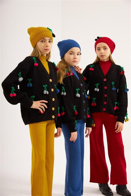 Kız Çocuk Kiraz Nakışlı Beyaz Hırka Saks Triko Badi Pantolon Bere 4'lü Takım HARDAL 10 Yaş