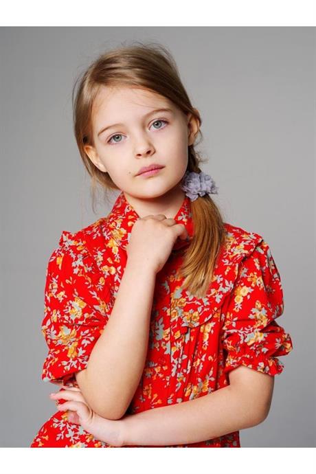 Kız Çocuk Kısa Kollu Çiçek Desenli Gömlek İspanyol Paça Kot Pantolon 2'li Takı Kırmızı 6 Yaş