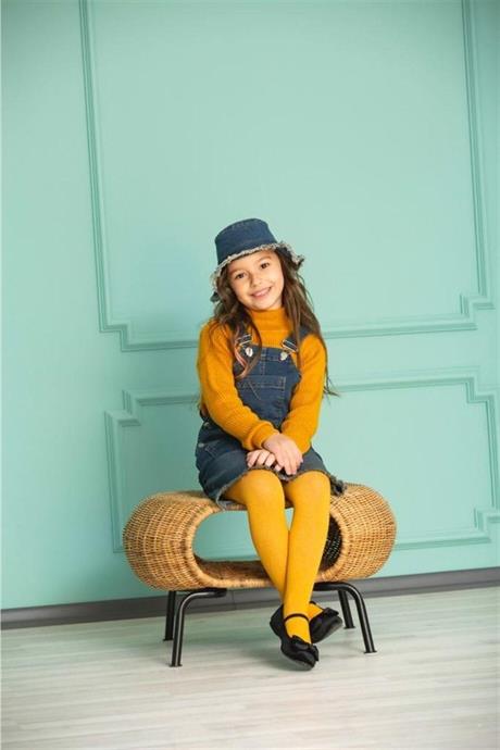 Kız Çocuk Kot Salopet Yarım Balıkçı Yaka Kazak 3'lü Takım Hardal 4 Yaş