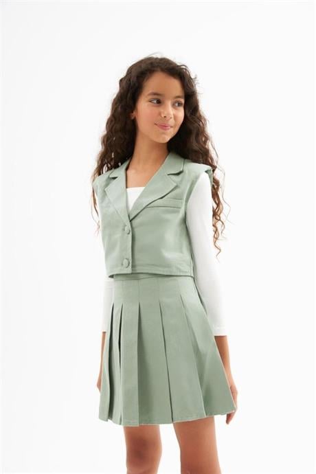 Kız Çocuk Kumaş Kaplama Düğme Detaylı Vatkalı Yelek Beyaz Badi Pileli Etek 3'lü Takım Yeşil 8 Yaş