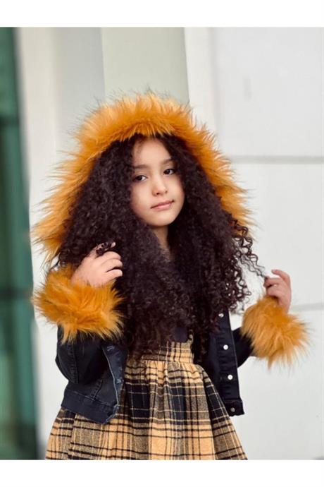 Kız Çocuk Kürklü Kapüşonlu Kot Ceket Siyah Triko Badi Oduncu Kumaş Kırmızı Salopet Etek 3'lü Takım SARI 4 Yaş