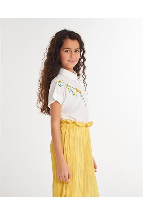 Kız Çocuk Nakış Detaylı Beyaz Gömlek Rahat Kalıp Bol Paça Pantolon 2'li Takım Sarı 8 Yaş