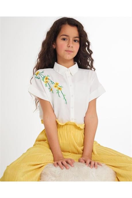 Kız Çocuk Nakış Detaylı Beyaz Gömlek Rahat Kalıp Bol Paça Pantolon 2'li Takım Sarı 10 Yaş