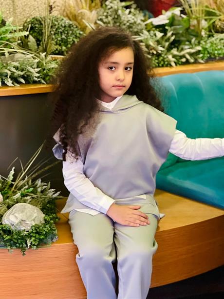 Kız Çocuk Scuba Kumaş Kısa Kollu Sweatshirt Beyaz Gömlek Lastikli Pantolon 3'lü Takım Gri 10 Yaş