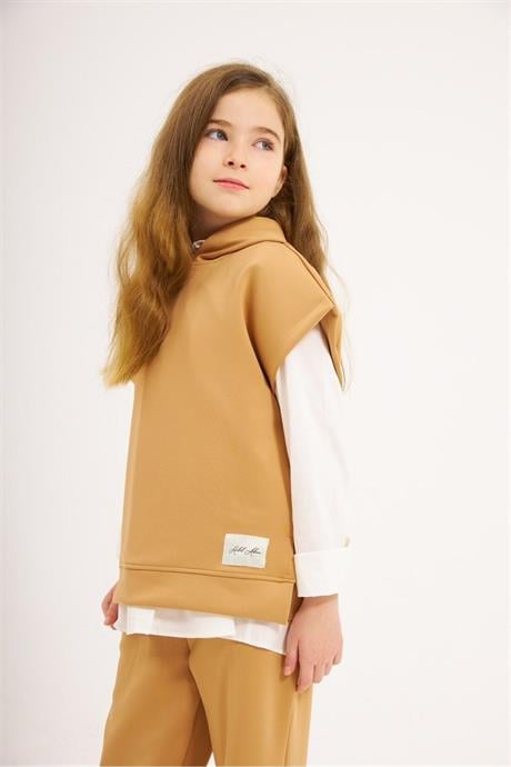 Kız Çocuk Scuba Kumaş Kısa Kollu Sweatshirt Beyaz Gömlek Lastikli Pantolon 3'lü Takım Kahverengi 12 Yaş