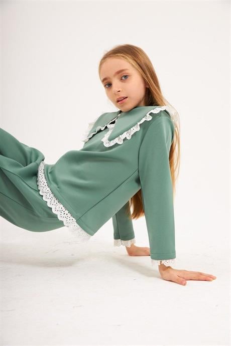 Kız Çocuk Seyyar Yaka Bluz Brode Detaylı 2'li Takım Yeşil 6 Yaş