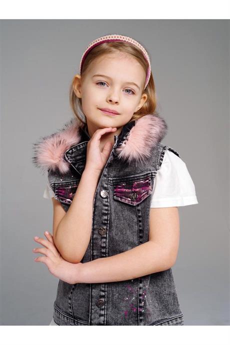 Kız Çocuk Sırtı El Boyamalı Kürklü Kot Yelek PEMBE 12 Yaş