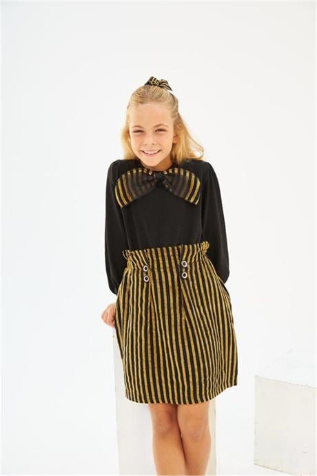 Kız Çocuk Siyah Bluz Çizgili Etek Toka 3'lü Takım Sarı 4 Yaş