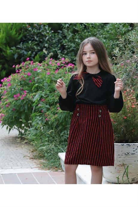 Kız Çocuk Siyah Bluz Çizgili Etek Toka 3'lü Takım Kırmızı 8 Yaş