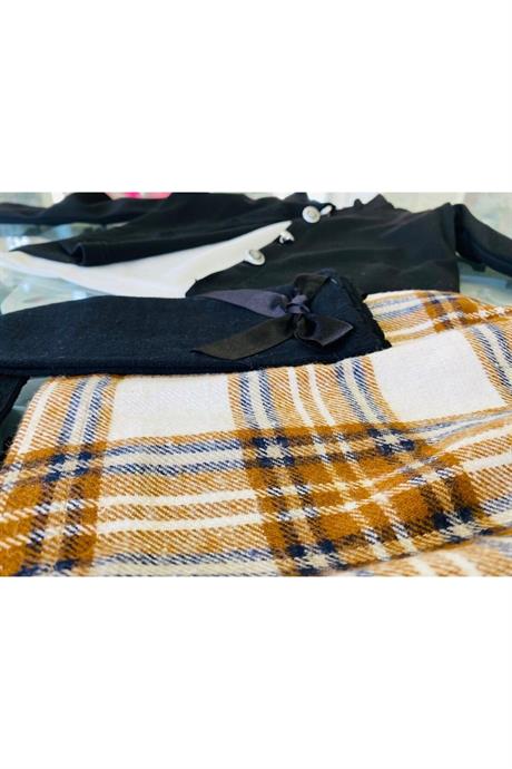 Kız Çocuk Siyah Ceket Beyaz Bluz Kareli Etek Boyunluk Çorap 5'li Takım Kahverengi 12 Yaş