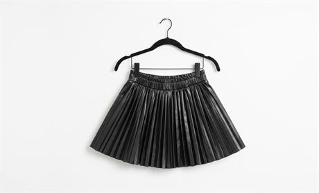 Kız Çocuk Siyah Piliseli Etek