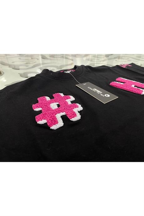 Kız Çocuk Süzene Nakışlı Tişört Yırtık Detaylı Renkli Kemerli Kot Pantolon 3'lü Takım