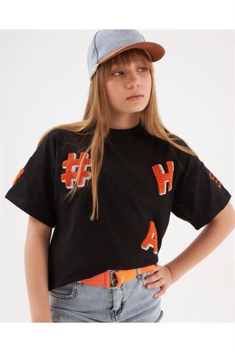 Kız Çocuk Süzene Nakışlı Tişört Yırtık Detaylı Renkli Kemerli Kot Şort Şapka 4'lü Takım Turuncu 14 Yaş