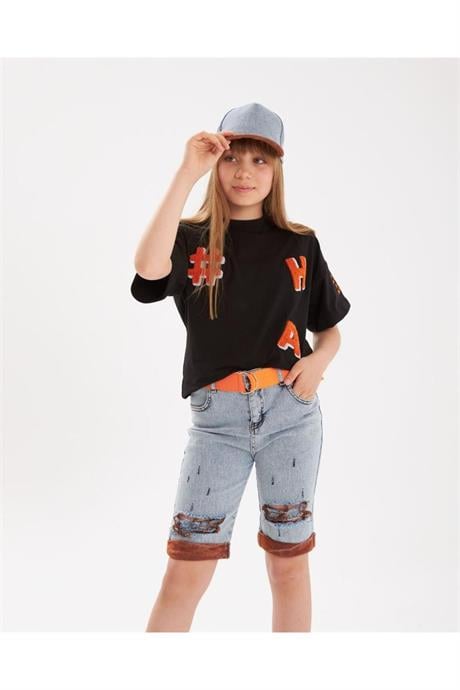 Kız Çocuk Süzene Nakışlı Tişört Yırtık Detaylı Renkli Kemerli Kot Şort Şapka 4'lü Takım Turuncu 6 Yaş