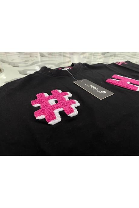 Kız Çocuk Süzene Nakışlı Tişört Yırtık Detaylı Renkli Kemerli Kot Şort Şapka 4'lü Takım Pembe 4 Yaş