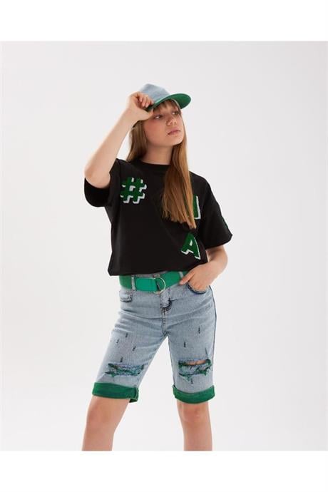 Kız Çocuk Süzene Nakışlı Tişört Yırtık Detaylı Renkli Kemerli Kot Şort Şapka 4'lü Takım Yeşil 12 Yaş
