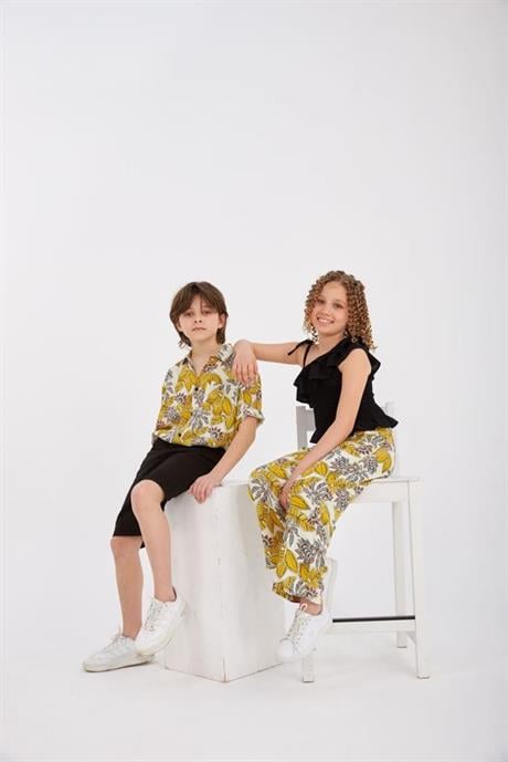 Kız Çocuk Tek Omuz Siyah Bluz Desenli Pantolon 2'li Takım Sarı 8 Yaş