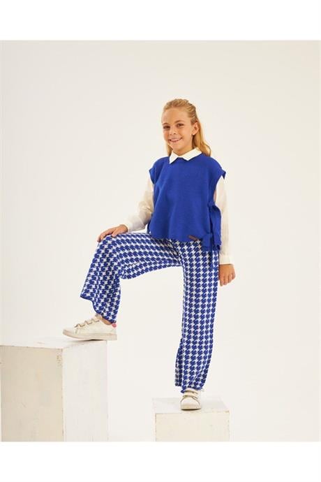 Kız Çocuk Triko Süveter Beyaz Gömlek Kazayağı Model Pantolon 3'lü Takım Saks 10 Yaş