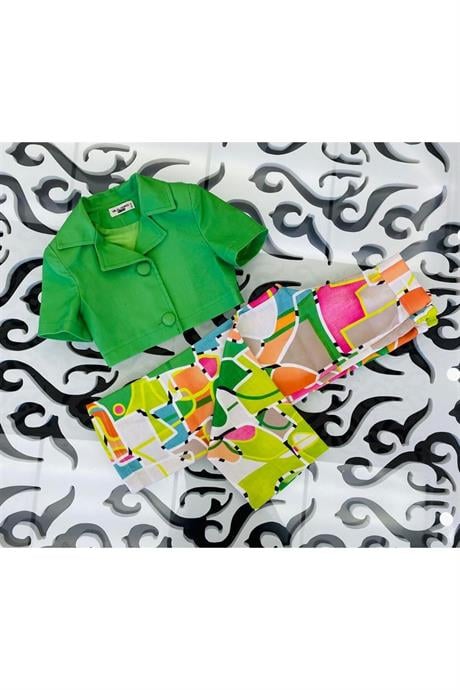 Kız Çocuk Vatkalı Blazer Ceket Rengarenk Desenli Geniş Paça Pantolon 2'li Takım Yeşil 12 Yaş