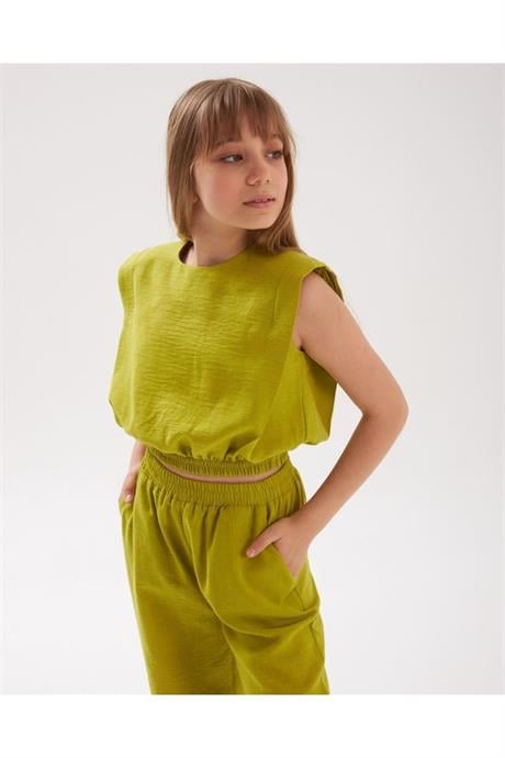 Kız Çocuk Vatkalı Keten Bluz Paçada Pens Detaylı Harem Pantolon 2'li Takım Yeşil 4 Yaş