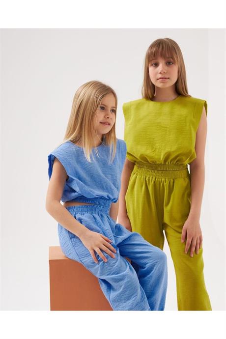 Kız Çocuk Vatkalı Keten Bluz Paçada Pens Detaylı Harem Pantolon 2'li Takım Yeşil 8 Yaş