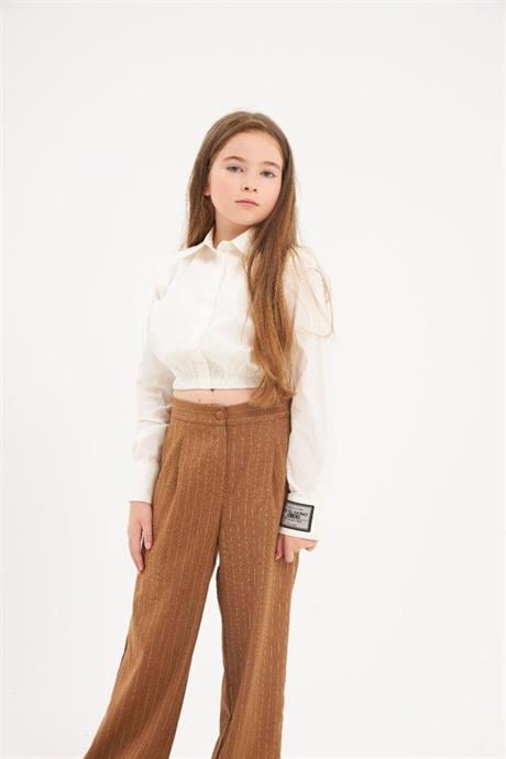 Kız Çocuk Vatkalı Tasarım Kol Etiketli Beyaz Gömlek Çizgili Bol Paça Pantolon 2'li Takım Kahve 8 Yaş