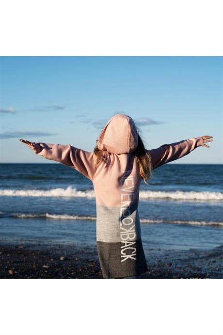 Kız Çocuk Yazılı Triko Hırka Crop Kazak Kot Pantolon 3'lü Takım Pudra 8 Yaş