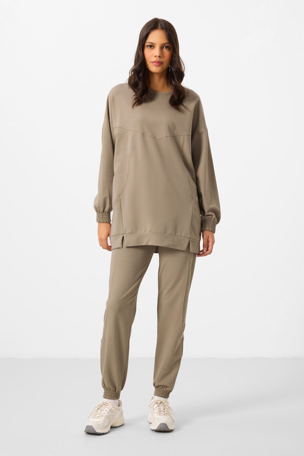 Koyu Bej O Yaka Basic Oversize Kadın Eşofman Tunik Takım - 95347