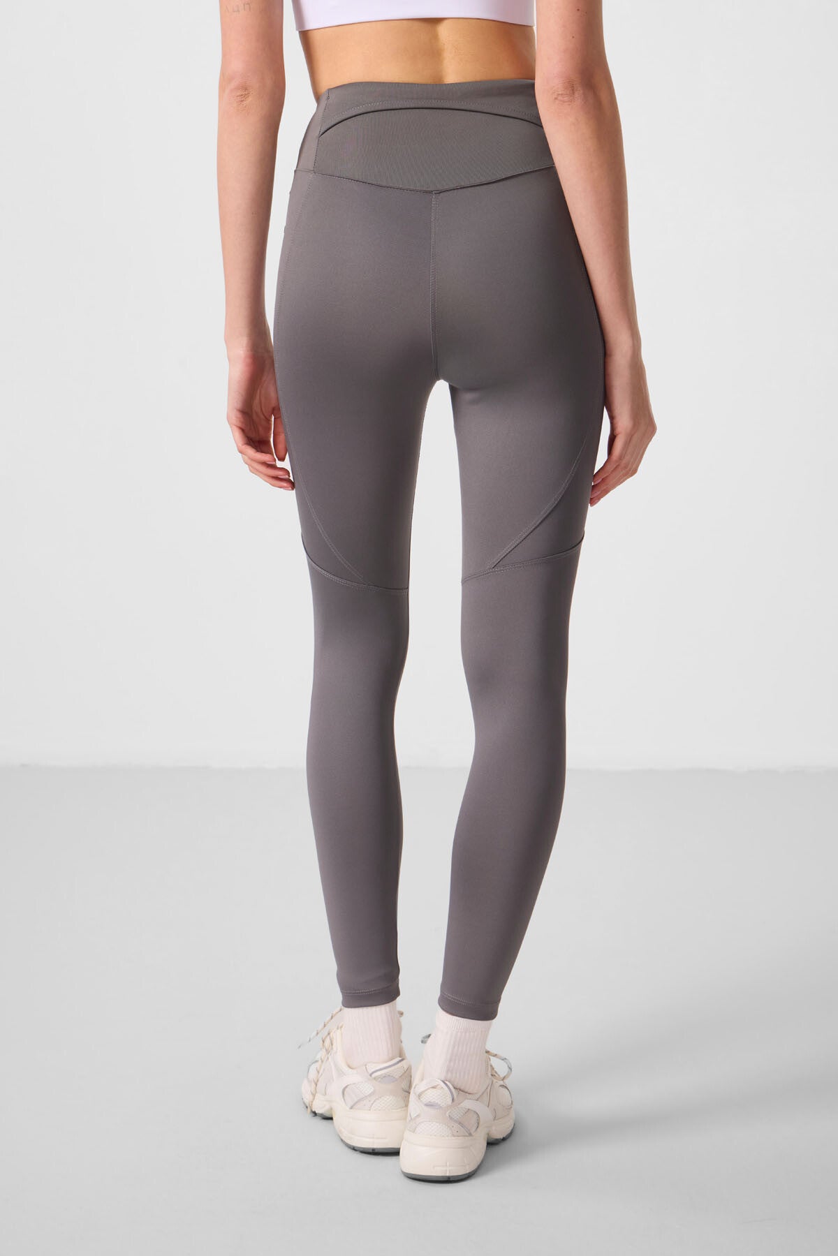 Koyu Gri Standart Fit Esnek Performans Kadın Tayt - 94666