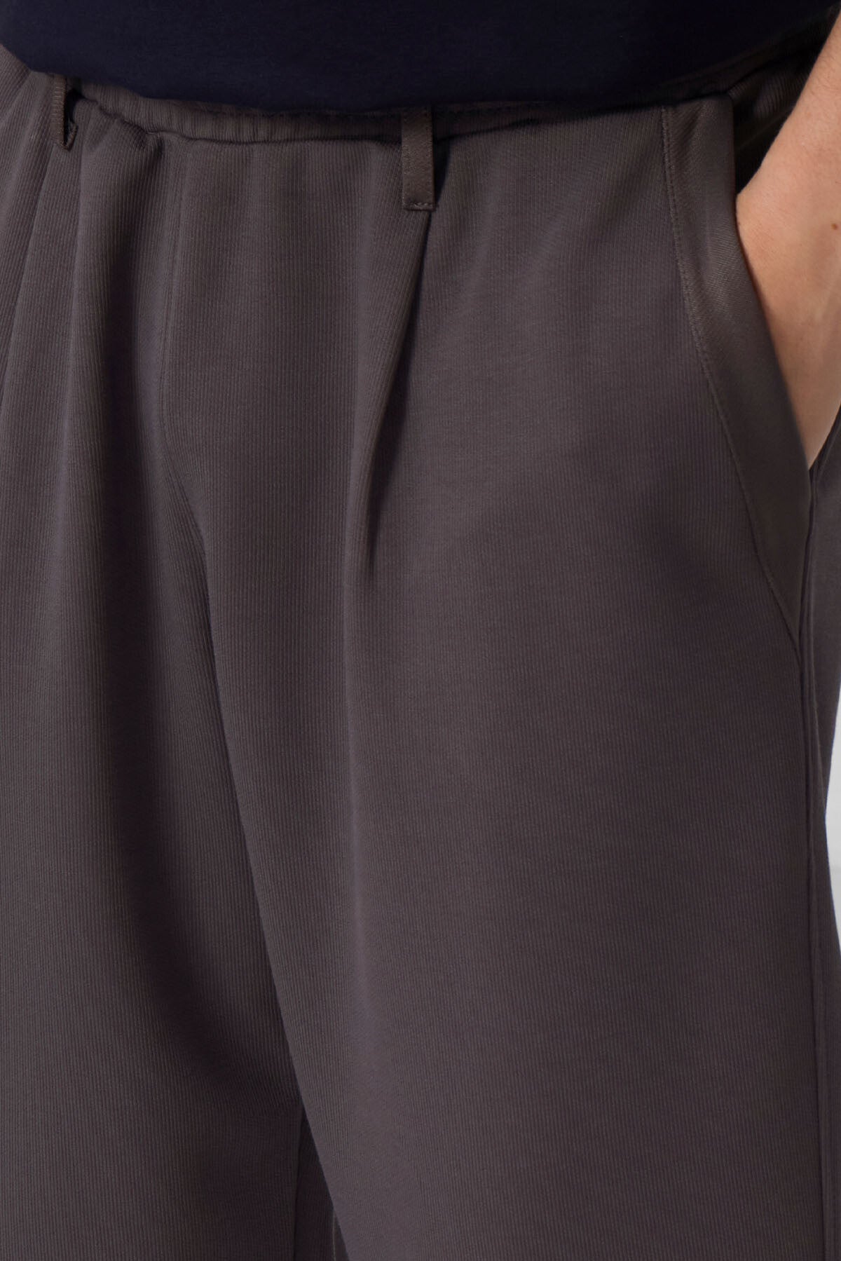 Koyu Gri Yüzeyi Dokulu Rahat Form Palazzo Erkek Pantolon - 82163