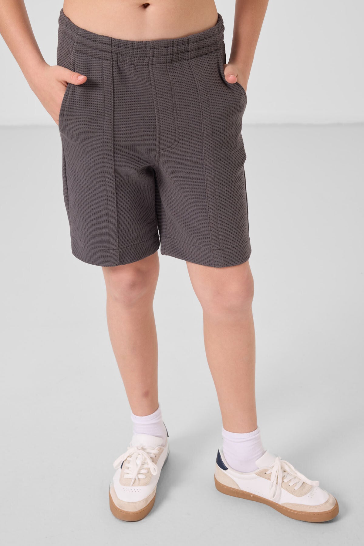 Koyu Gri Pamuklu Yumuşak Dokulu Standart Fit Basic Erkek Çocuk Şort - 11289