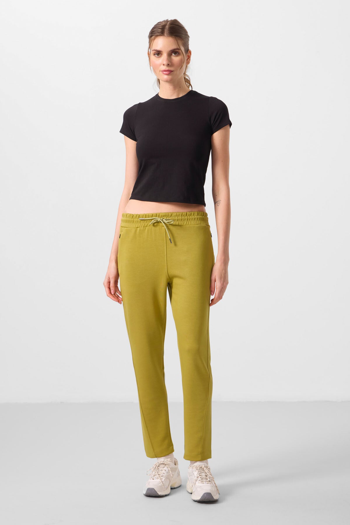 Koyu Hardal Yumuşak Dokulu Gizli Fermuarlı Dar Paça Kadın Pantolon - 94668