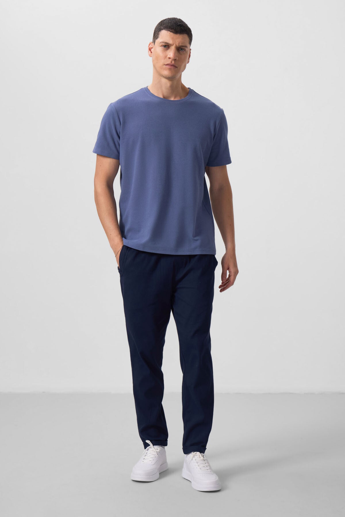 Koyu Mavi Yüzeyi Dokulu Rahat Form Basic Erkek T-Shirt - 88436