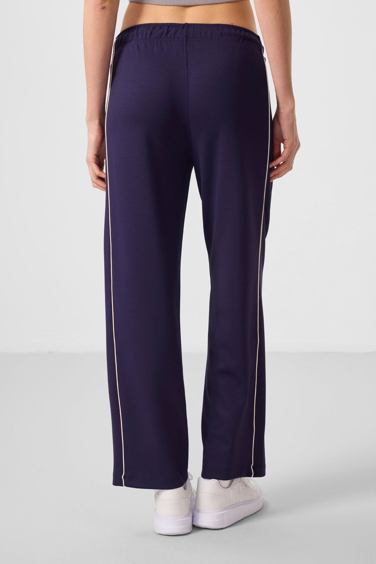 Koyu Mor Yumuşak Dokulu Yan Panel Detaylı Geniş Paça Kadın Palazzo Pantolon - 94669