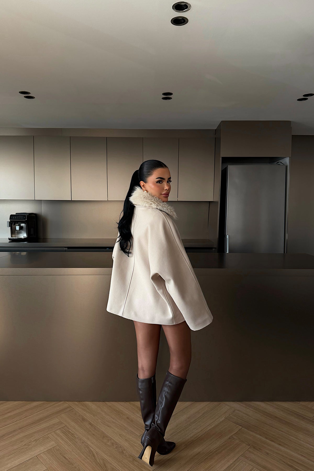 Krem Kürk Detay Ceket ATE-4735