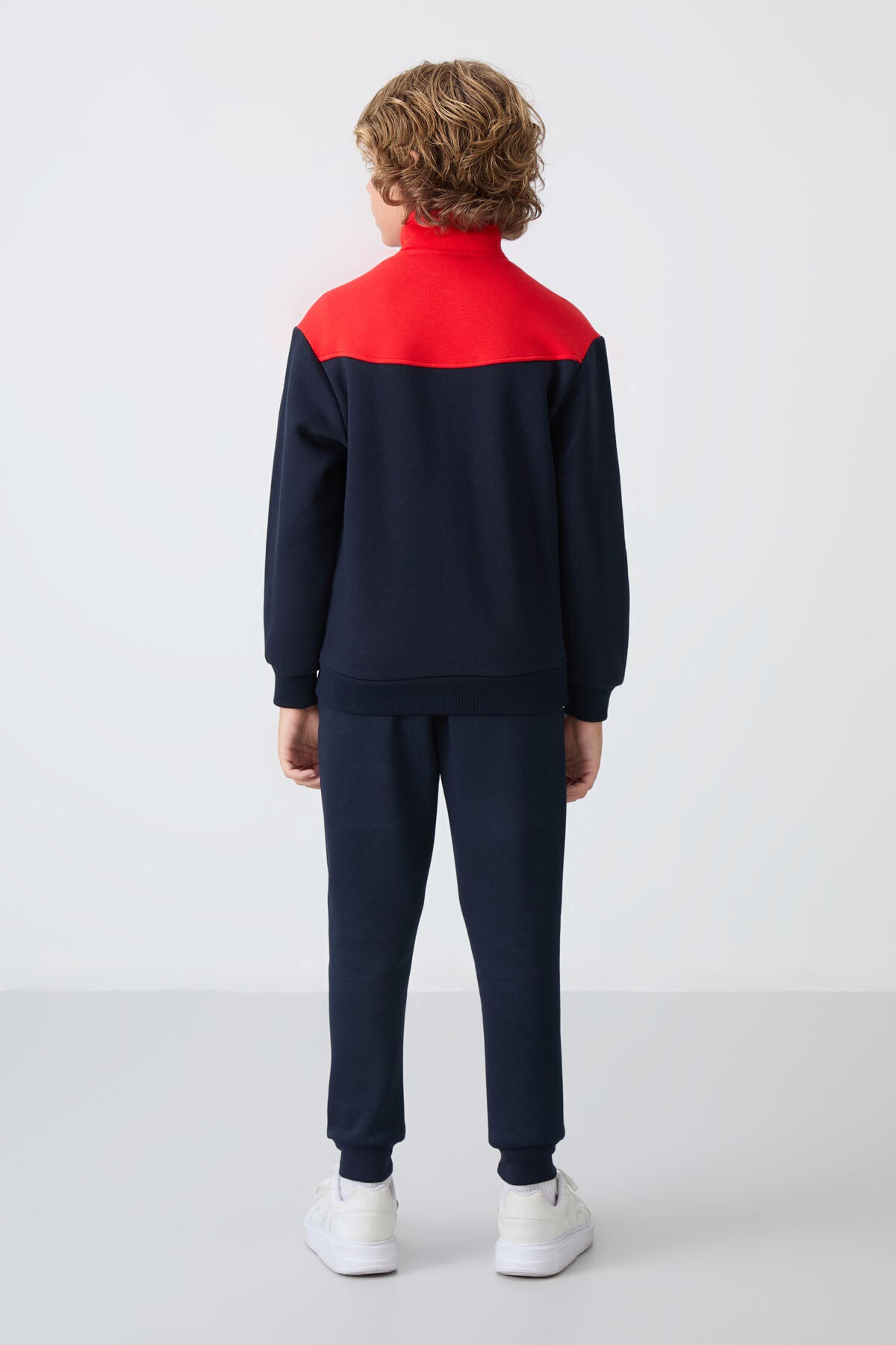 Lacivert Pamuklu Kalın İçi Tüylü Standart Fit Nakışlı Erkek Çocuk Eşofman Takım - 11240