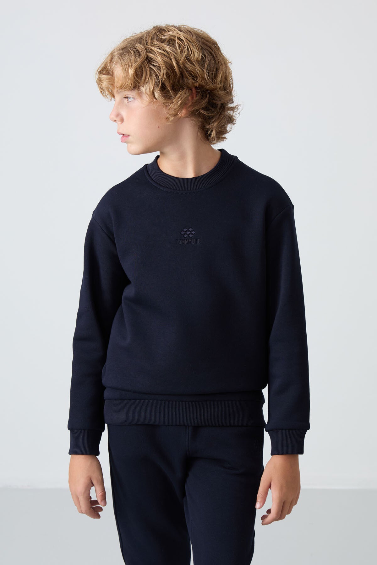 Lacivert Pamuklu Kalın İçi Tüylü Standart Fit Nakışlı Erkek Çocuk Eşofman Takım - 11249