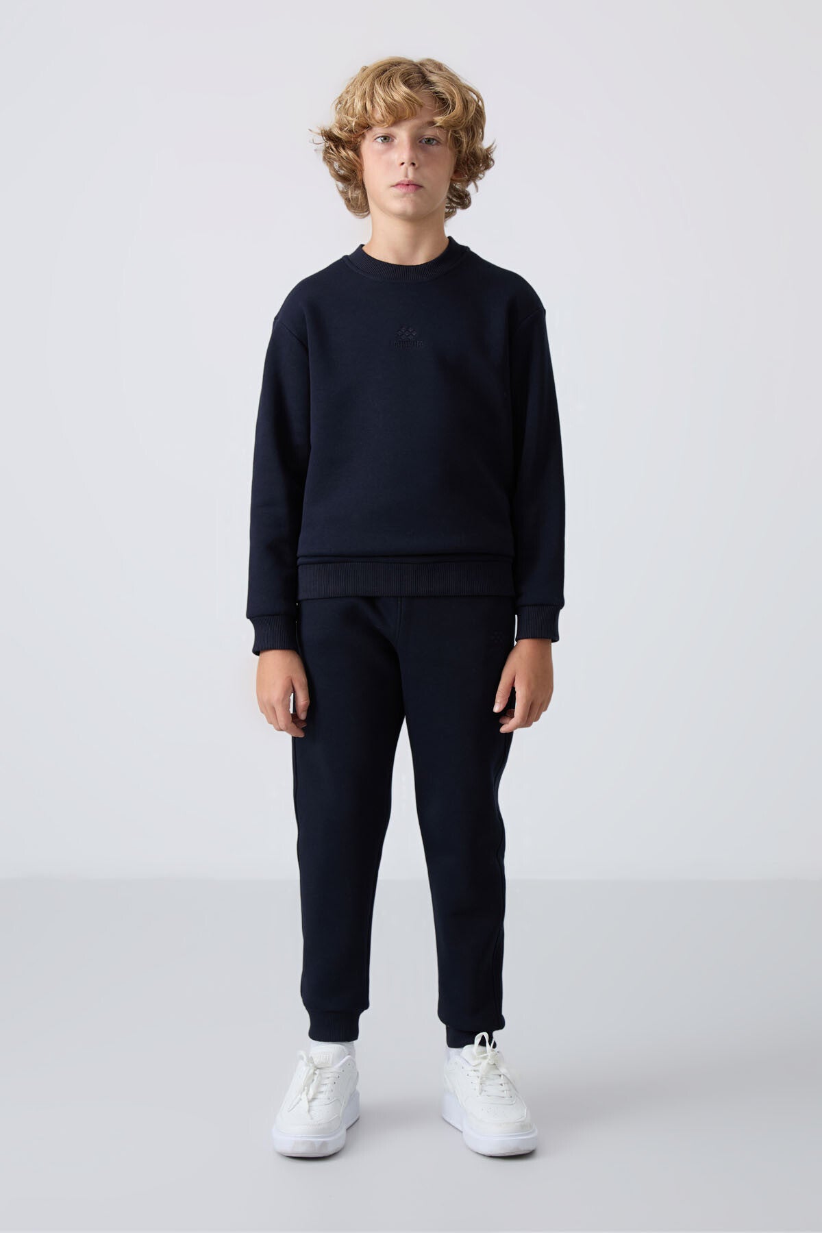 Lacivert Pamuklu Kalın İçi Tüylü Standart Fit Nakışlı Erkek Çocuk Eşofman Takım - 11249