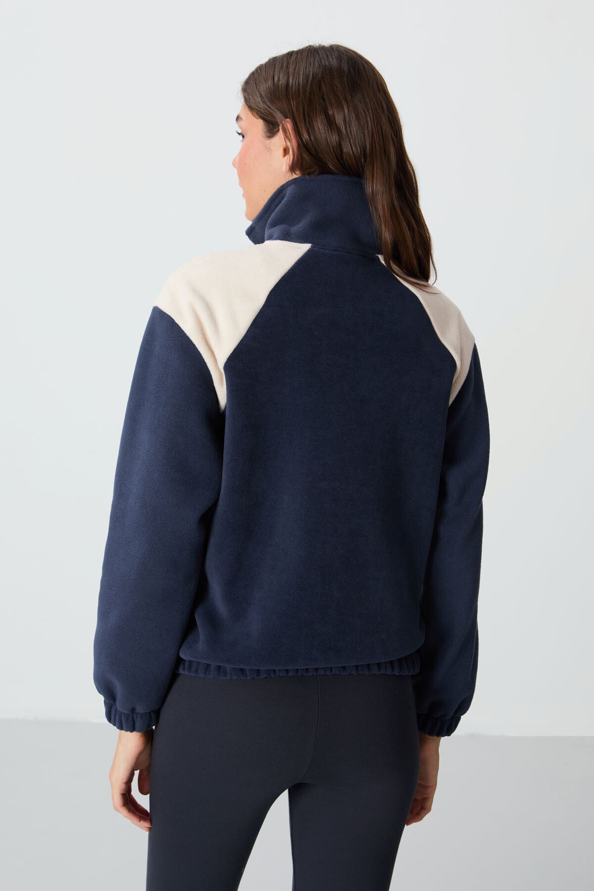 Lacivert Kalın Yumuşak Dokulu Dik Yaka Oversize Nakışlı Polar Kadın Sweatshirt - 97293