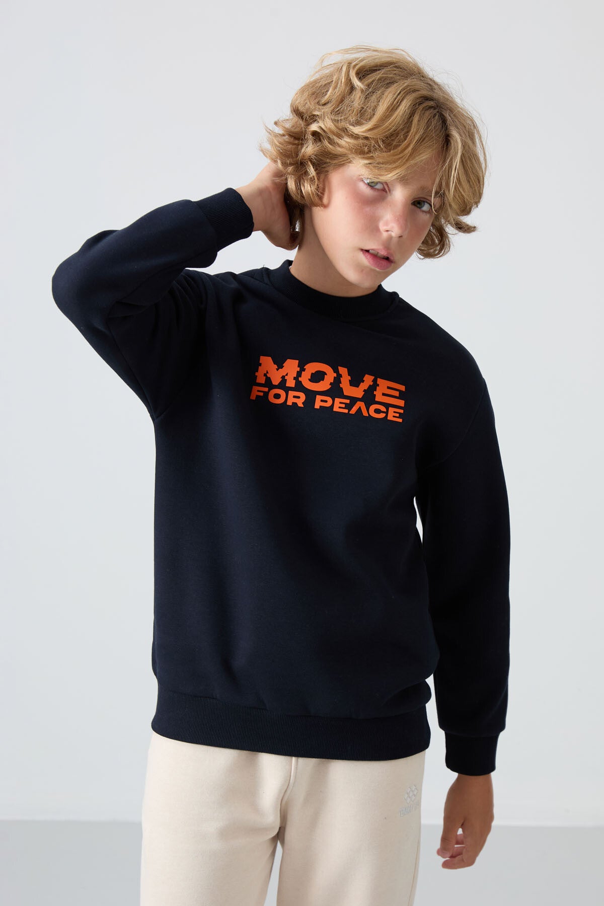 Lacivert Pamuklu Kalın İçi Tüylü Yumuşak Dokulu Standart Fit Baskılı Erkek Çocuk Sweatshirt - 11216