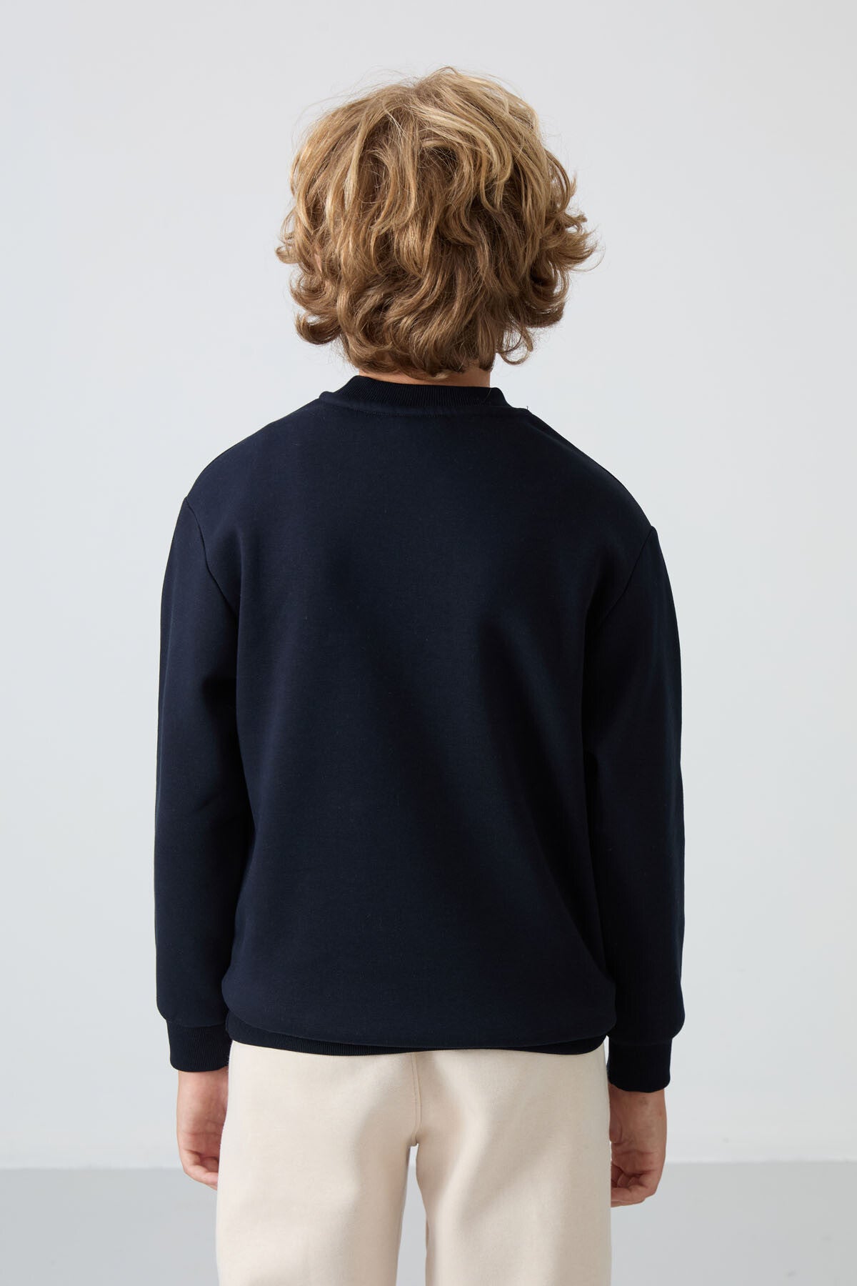 Lacivert Pamuklu Kalın İçi Tüylü Yumuşak Dokulu Standart Fit Baskılı Erkek Çocuk Sweatshirt - 11216