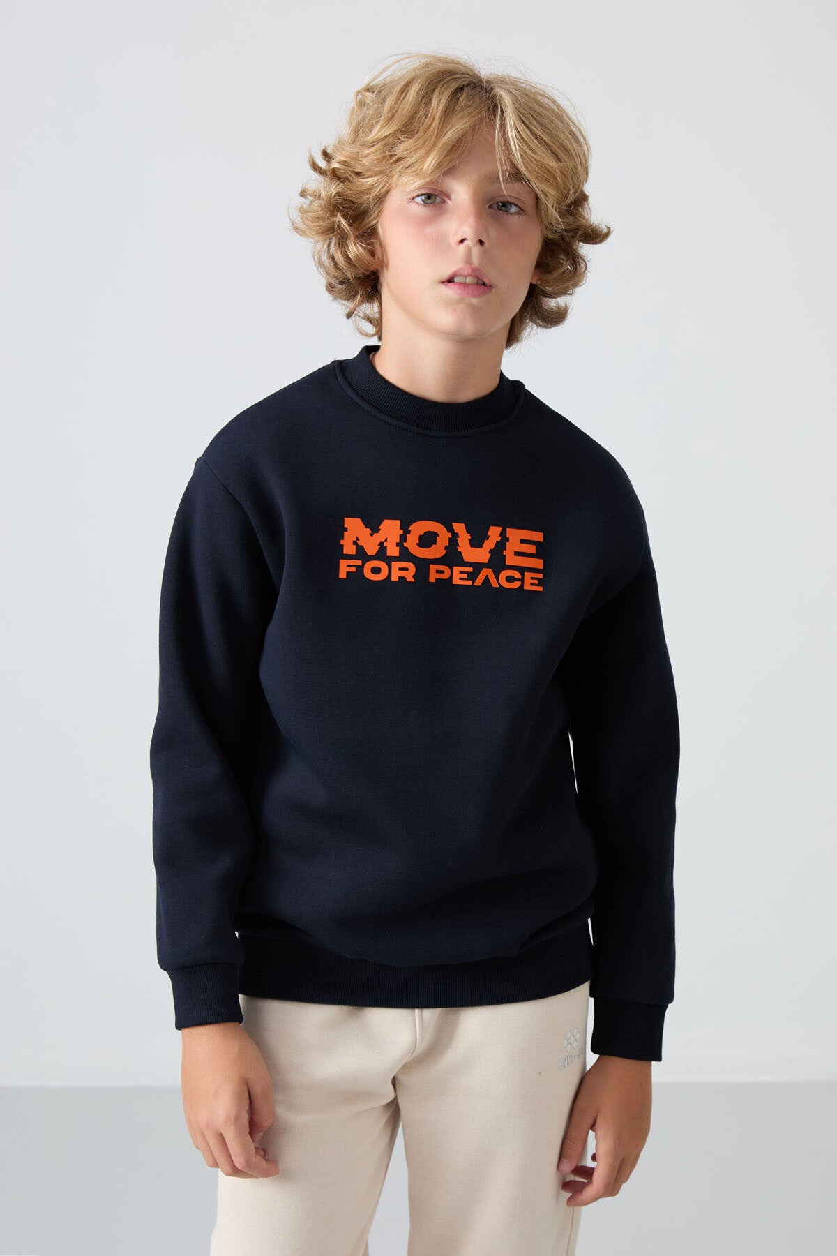 Lacivert Pamuklu Kalın İçi Tüylü Yumuşak Dokulu Standart Fit Baskılı Erkek Çocuk Sweatshirt - 11216