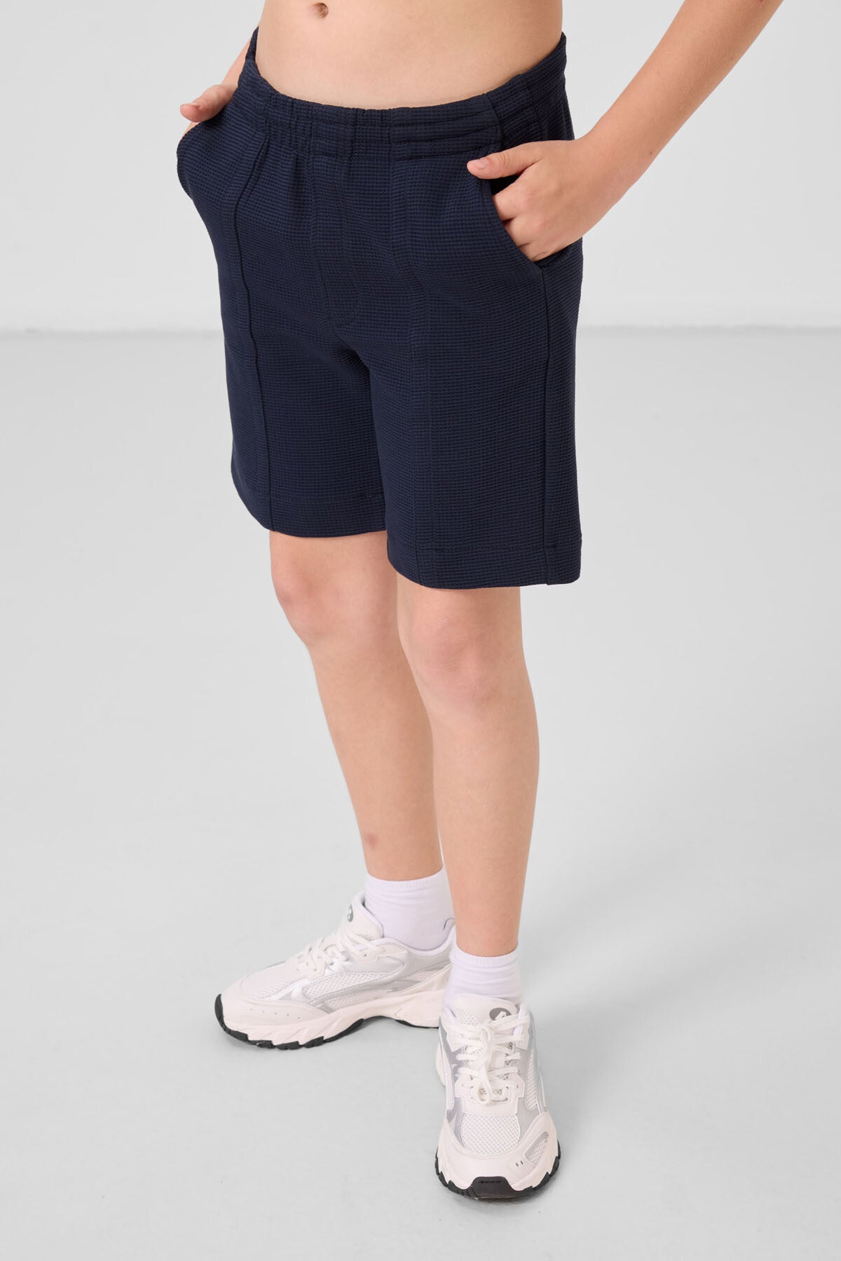 Lacivert Pamuklu Yumuşak Dokulu Standart Fit Basic Erkek Çocuk Şort - 11289