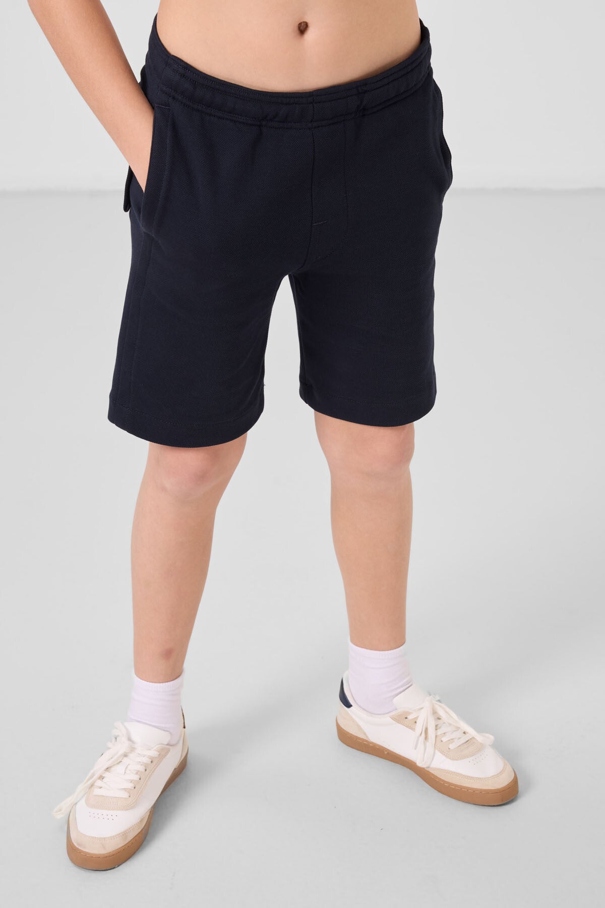 Lacivert Pamuklu Yumuşak Dokulu Standart Fit Basic Erkek Çocuk Şort - 11293